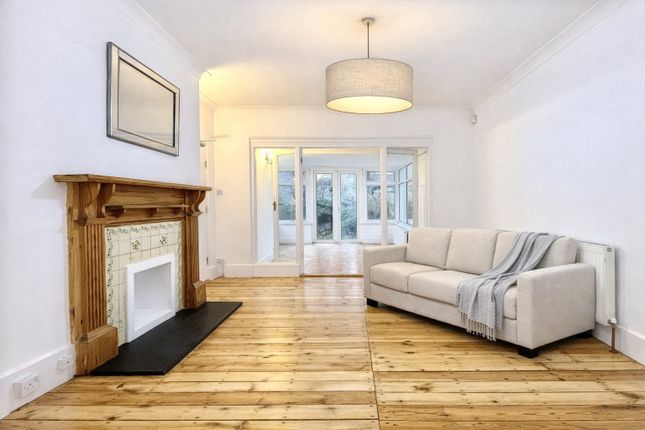 14, Lambourne Road, London photo 4