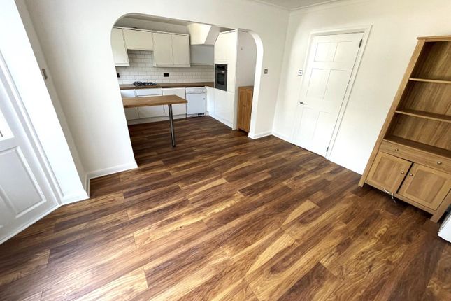 14, Devonshire Road, Mill Hill photo 4