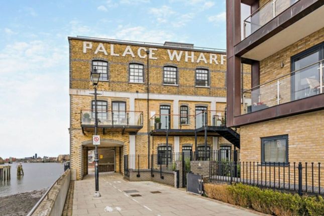 Flat 6 Palace Wharf, Rainville Road, London photo 4