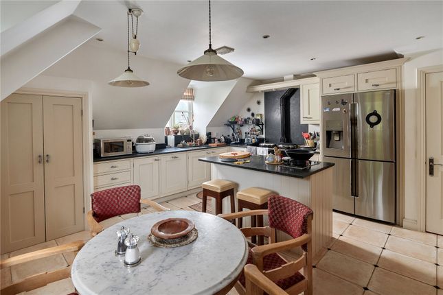 Flat for sale in High Street, Haslemere, Surrey