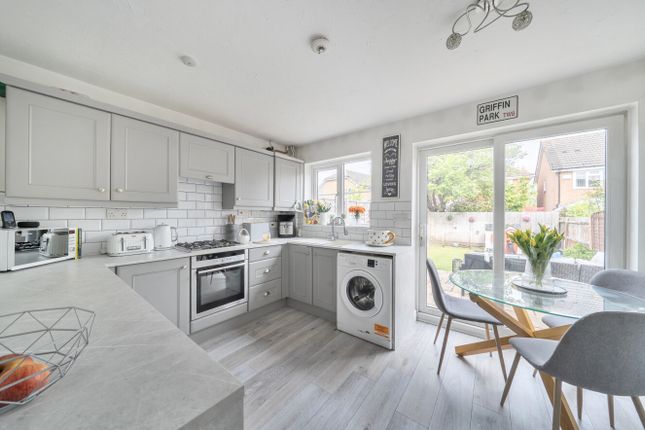 3, Culvercroft, Bracknell photo 3