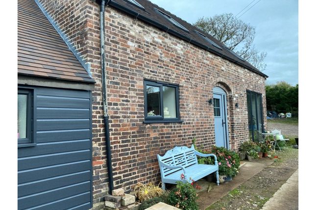 Peacock Barn, Mill Meece, Stafford photo 4