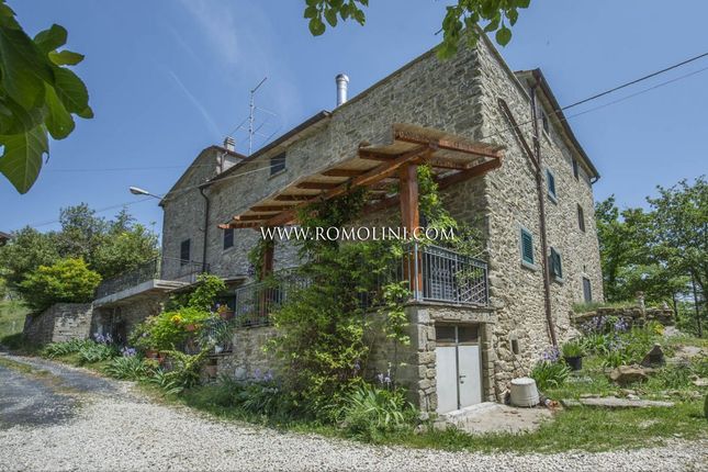 Thumbnail Town house for sale in Caprese Michelangelo, Tuscany, Italy