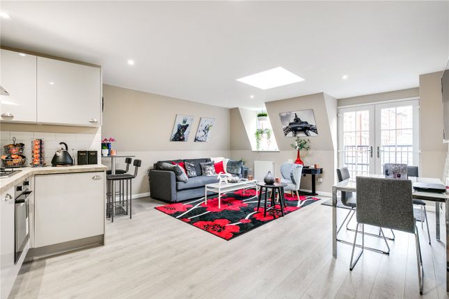 Thumbnail Flat for sale in St George's Square, North End Road, London