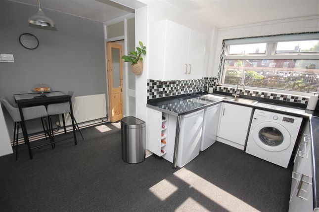 41, George Street, Wellingborough photo 2