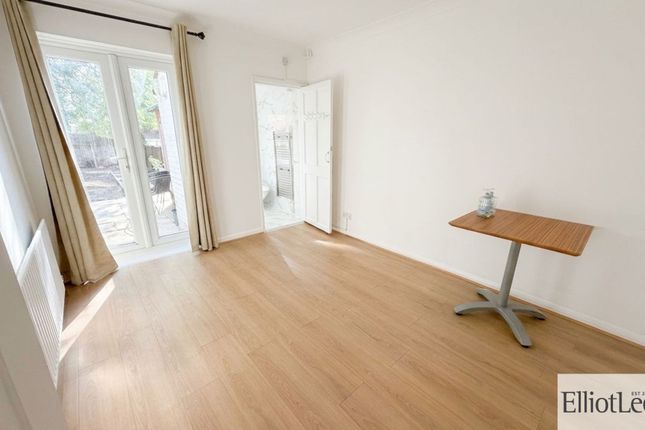 41 Whitby Road, Harrow photo 5