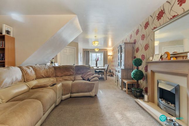 75, Queen Mary Rise, Sheffield photo 3