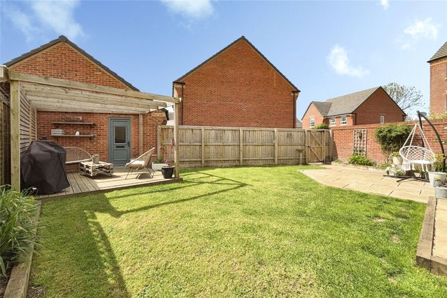 1, Chapperton Close, Westbury photo 2