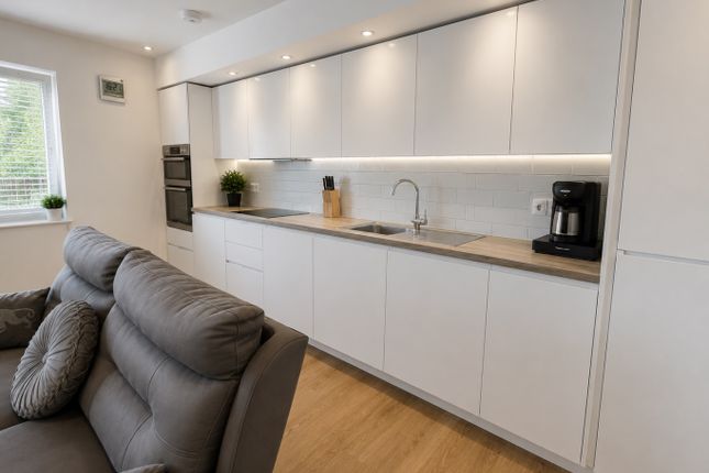 Flat 8, Wilson Court, Luton photo 4