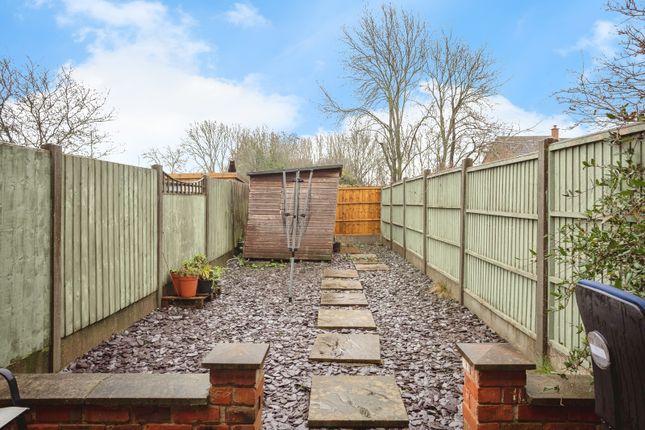 36, Brendon Grove, Nottingham photo 2