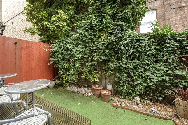 19, Lanark Mansions, Shepherd's Bush W12 photo 3