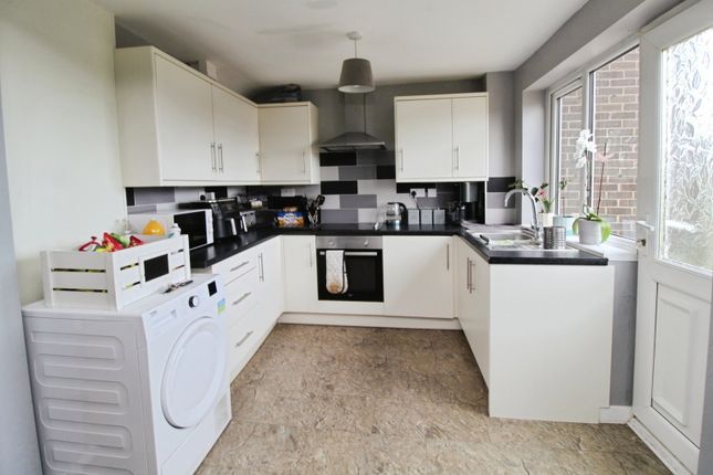 86, Riding Dene, Stocksfield photo 2