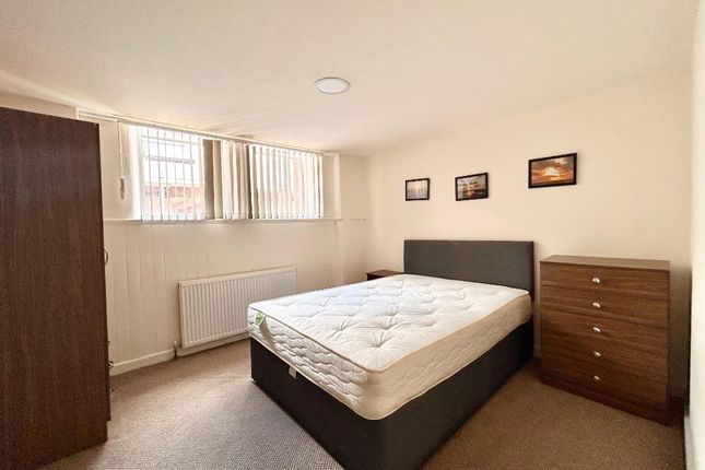 Flat 7, James Reckitt Library, Holderness Road, Hull photo 4