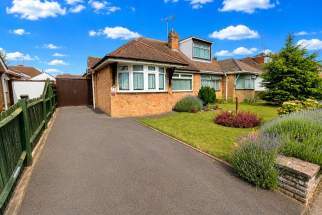 2-bed house on 22 Byron Road, Luton, Bedfordshire, £290,000