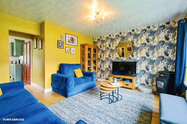 6, Kent Walk, Heywood photo 4