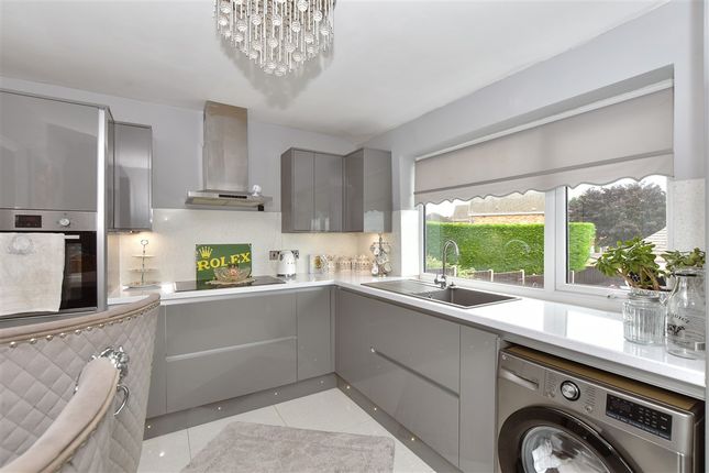 Park Way Coxheath, Maidstone photo 2