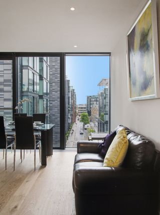 28/20 Simpson Loan, Edinburgh photo 4