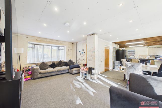 Foster Close, Stevenage photo 5