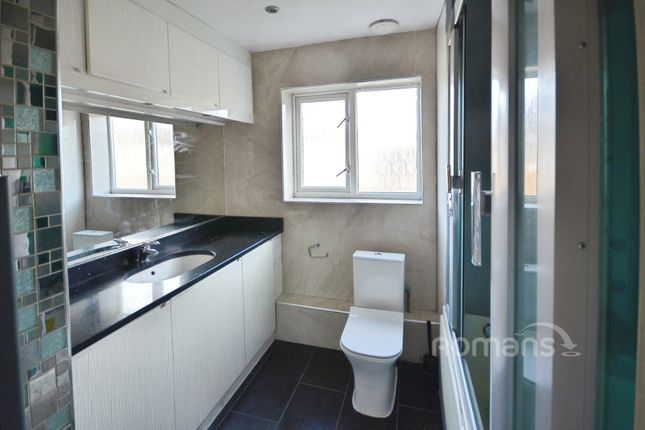 Room 6, 49, Earls Lane, Slough photo 5