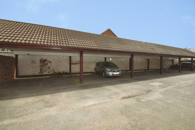 32, Webb Street, Lincoln photo 2