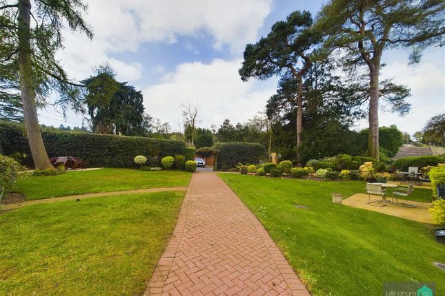 Flat for sale in Kinver Mount, Comber Grove, Kinver