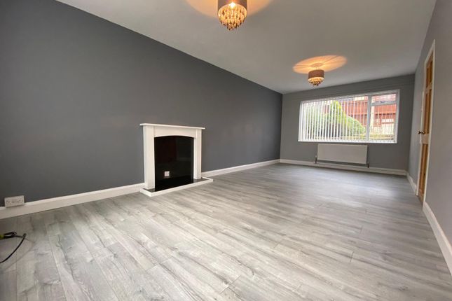 83, Helston Road, Leeds photo 2