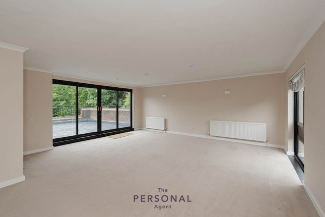 Thumbnail Penthouse to rent in Pitt Place, Epsom