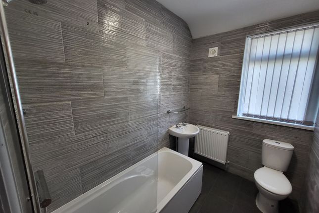 125, Corporation Road, Newport photo 4