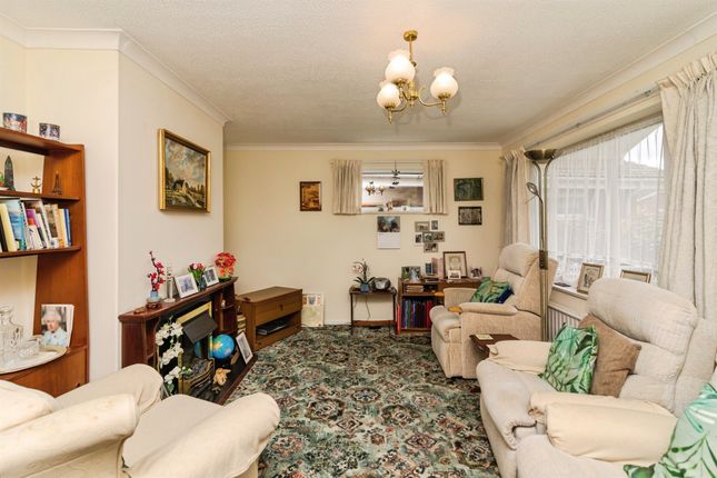 8, Rubens Walk, Lowestoft photo 4