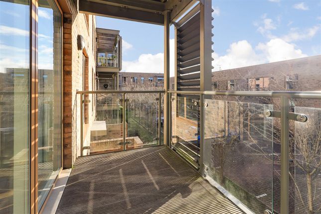 8, Austin Drive, Cambridge photo 3