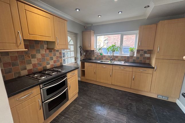 10, Bilston photo 2