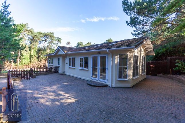 2-bed caravan on 93 Merry Hill Country Park, Telegraph Hill, Norwich, £157,499