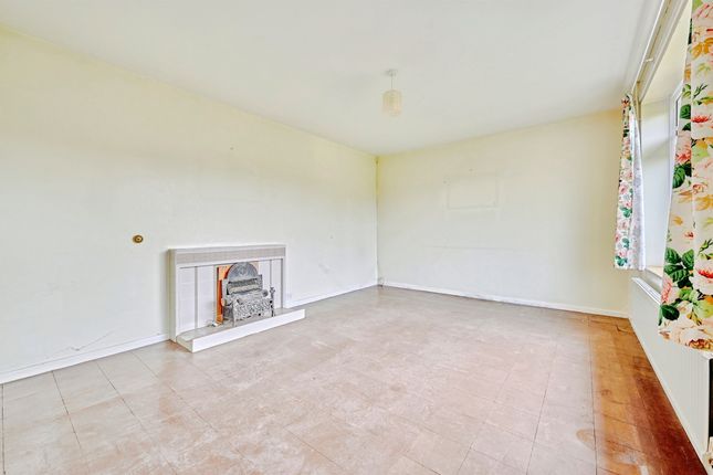 27, Thaxted Road, Saffron Walden photo 2