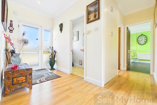 29 Inner Loop Road, Chepstow photo 3