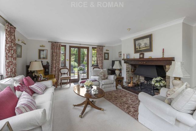 Garrick House, Snows Ride, Windlesham photo 2