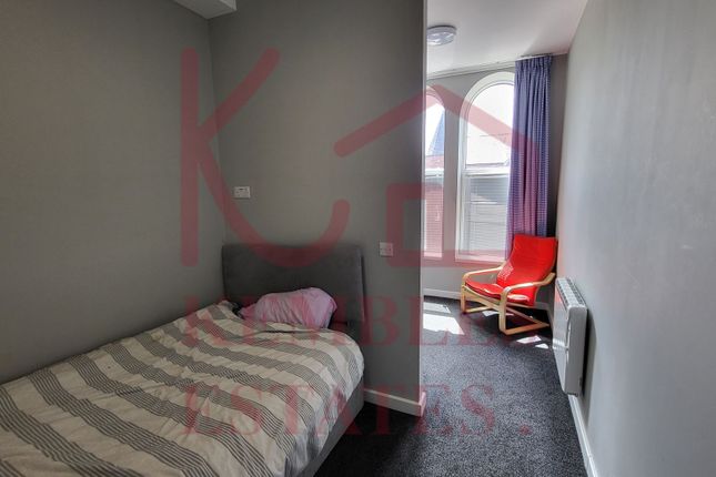 Thumbnail Room to rent in Room 9, 2-4 Auckland Road, Doncaster