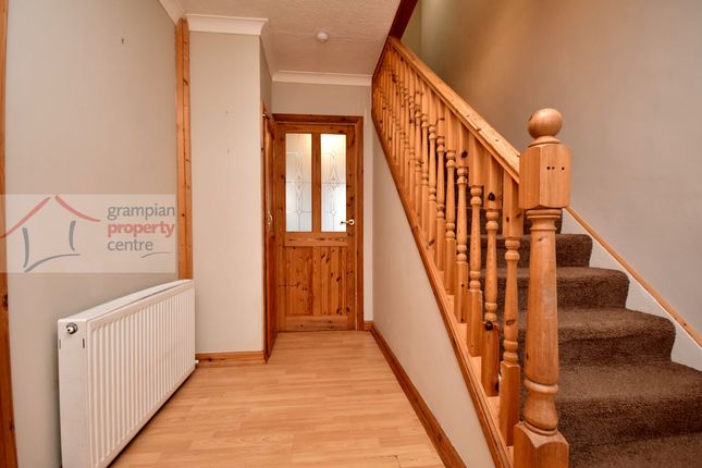 3 Longmoor Crescent, Elgin photo 3