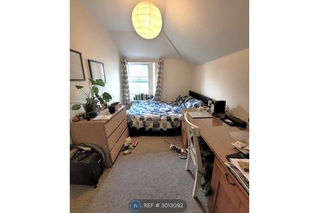 Top Floor Maisonette, Lower Ashley Road St Agnes, Bristol photo 5