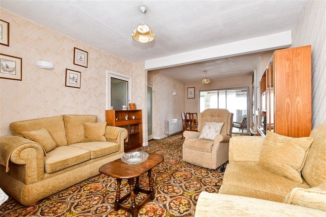 South End Road, Rainham photo 4