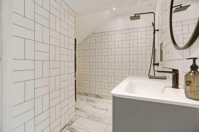 Flat 3, 8 Grand Avenue, Hove photo 4