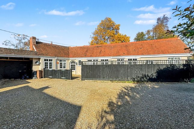 2-bed house on Courthill Stables, Wantage, £355,000