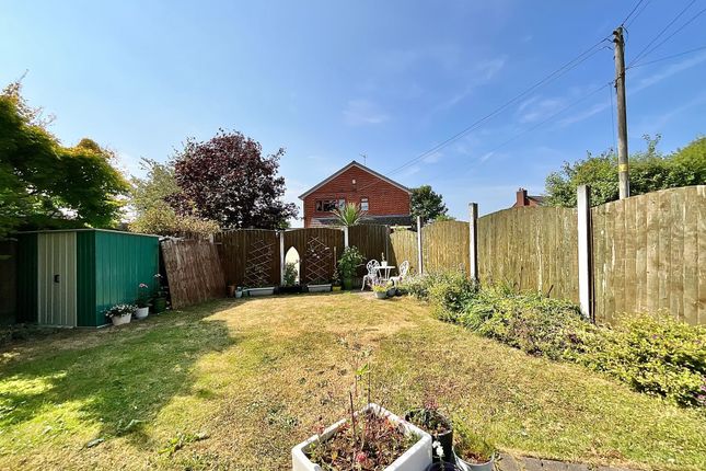 Rose Cottage, Stoke-On-Trent photo 4