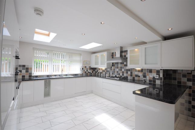 3, Claremont Close, Stone photo 2