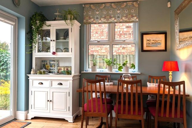 4 Cambridge Drive - 9.Jpg