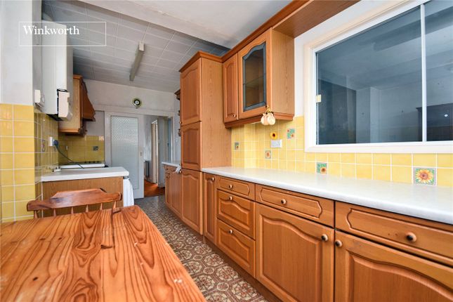 102, Abbotts Road, Sutton photo 4