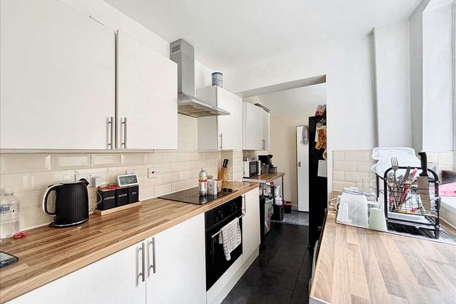 39, Lucknow Drive, Sutton in Ashfield photo 4