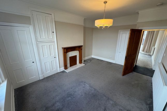 74, Willowbrae Avenue, Edinburgh photo 5