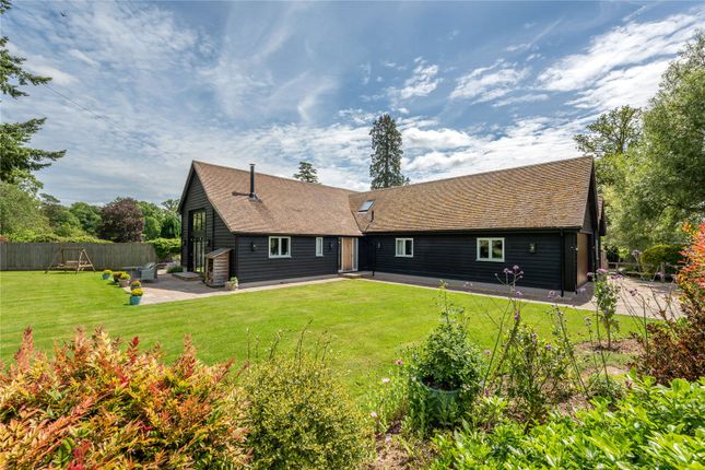 The Pines, Standon Stables,, Standon Lane, Dorking photo 4