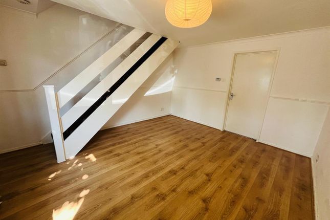 7, Stuart Street, Manchester photo 3