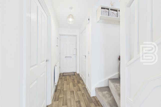 31, Southwell Drive, Rugby photo 3
